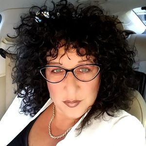 Meet your Posher, Christy